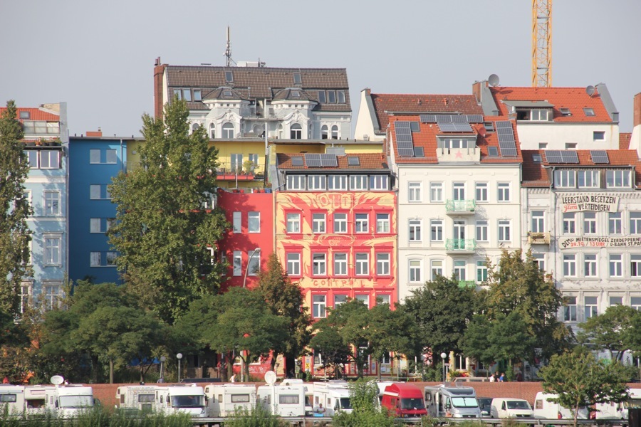 Gebude am Hafen