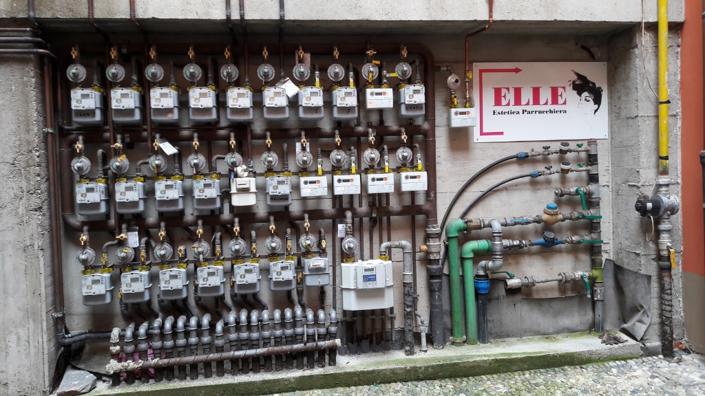 Gasz�hler vor dem Haus