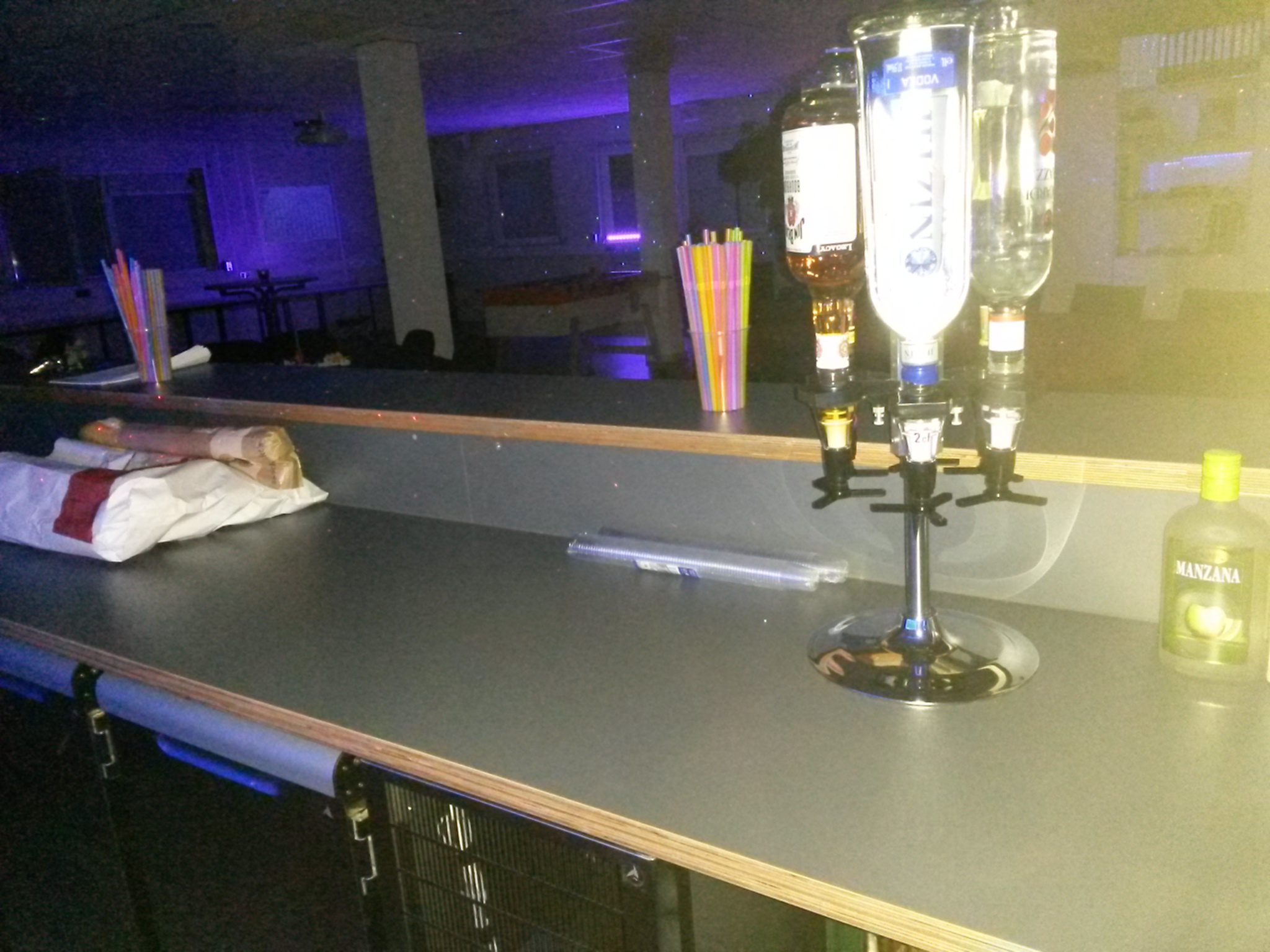 Die Bar in W�ssingen